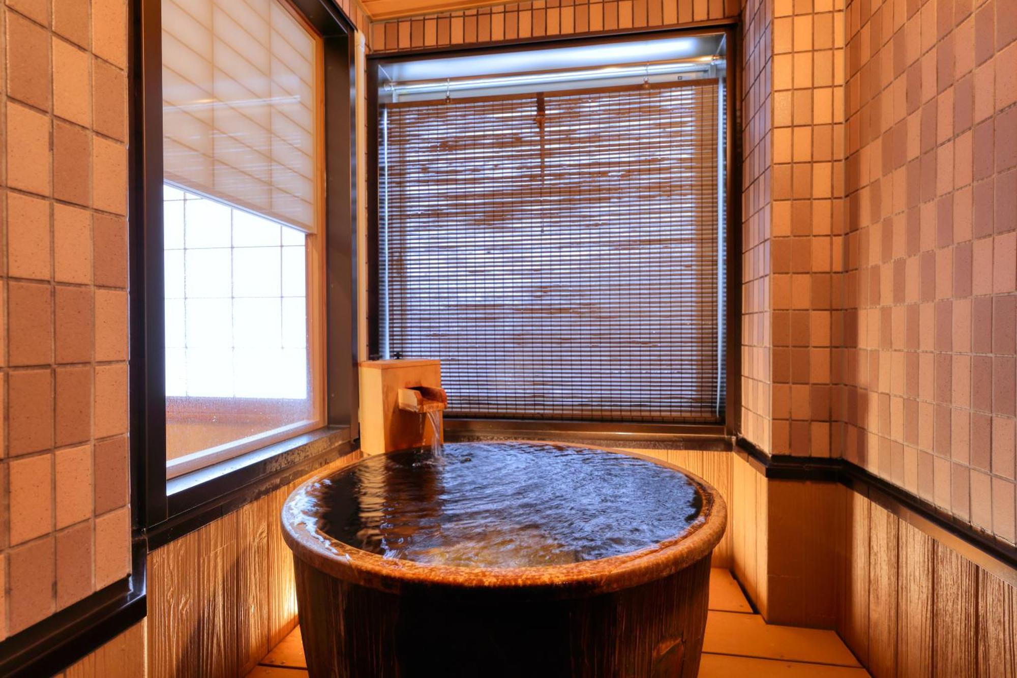 Miyama Ouan Kyoritsu Resort Takayama  Eksteriør bilde A private onsen